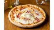 Pizza carbonara